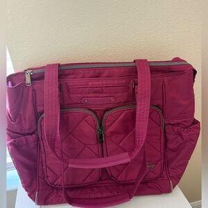 EUC Lug Trotter Tote Bag in Raspberry from a smoke free home. Like new!